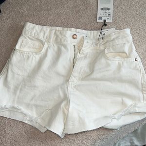 Brand new Zara High Waisted Shorts- Size 6
